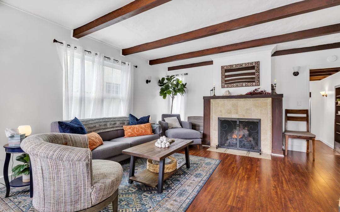 How to Prepare Living and Family Rooms for Photography: Expert Tips to Enhance Appeal