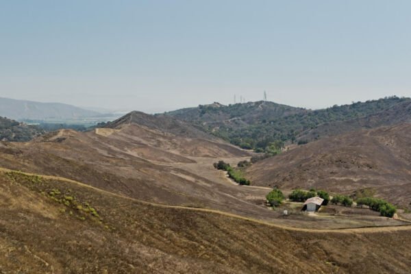 3739 Wheeler Canyon Rd Santa-large-048-052-48-1500x1000-72dpi